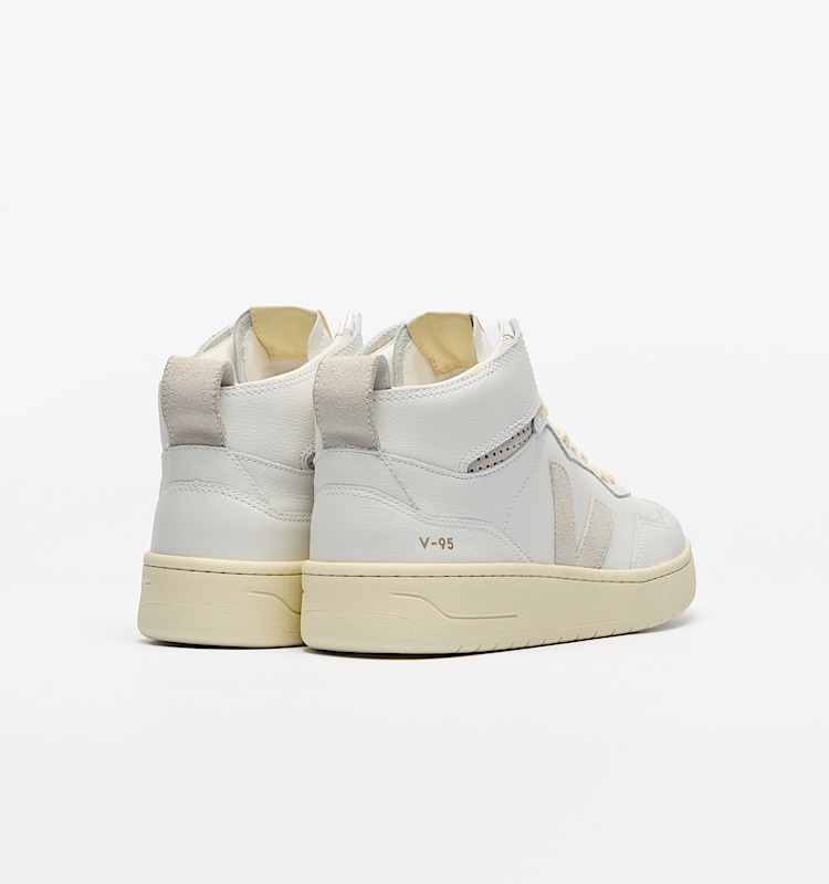 veja baskets v-95 cuir-biologique blanc qz2003683 Back view